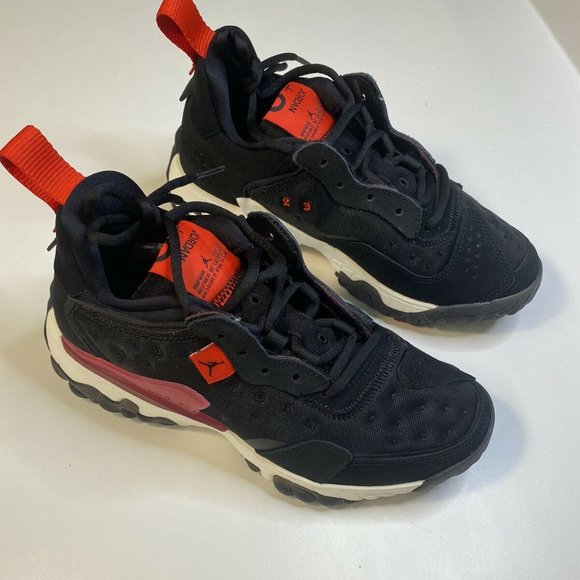 jordan delta 2 sizing